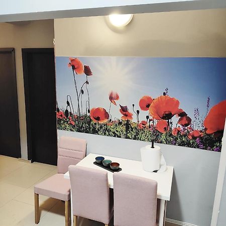 Old Town Bucharest- Shared Apartment ภายนอก รูปภาพ